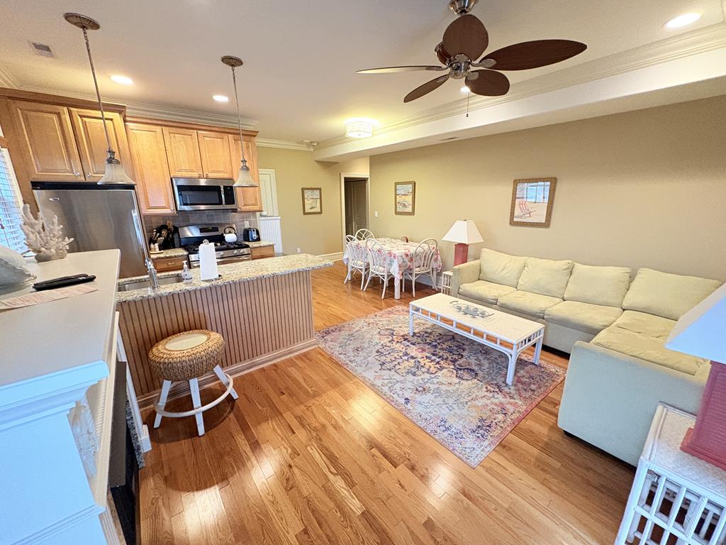 Sea Mist unit 6 - 1 Bedroom Beachfront Beauty! | Photo 12