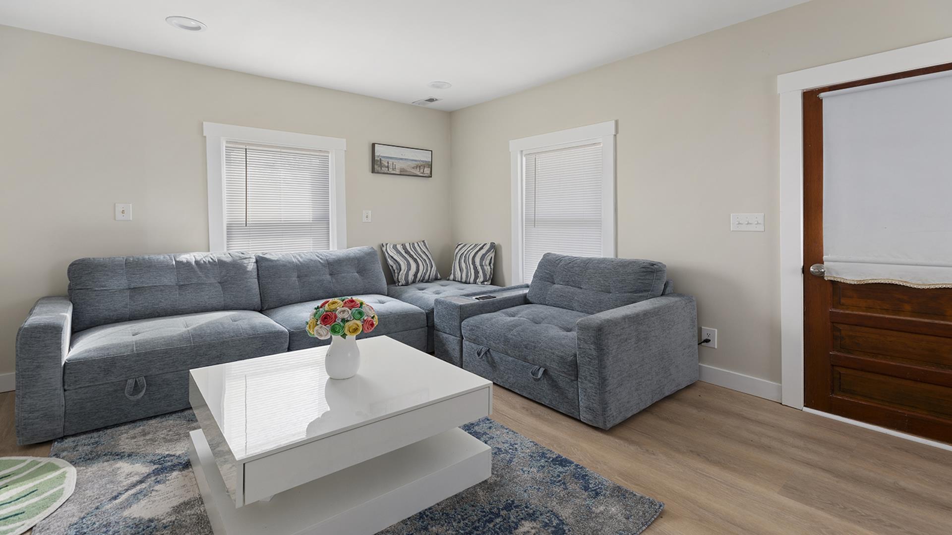 Elmira Street Retreat