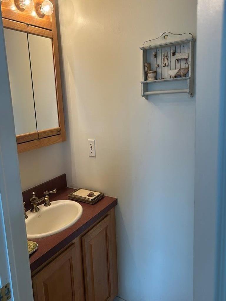 13 W. 85th Street, Harvey Cedars (Bay Side)