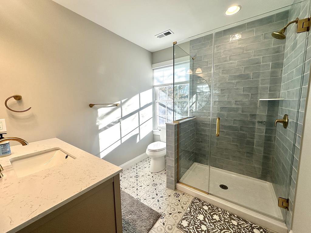 Coastal Retreat With A Pool! | Photo 16