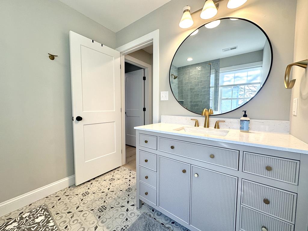 Coastal Retreat With A Pool! | Photo 18