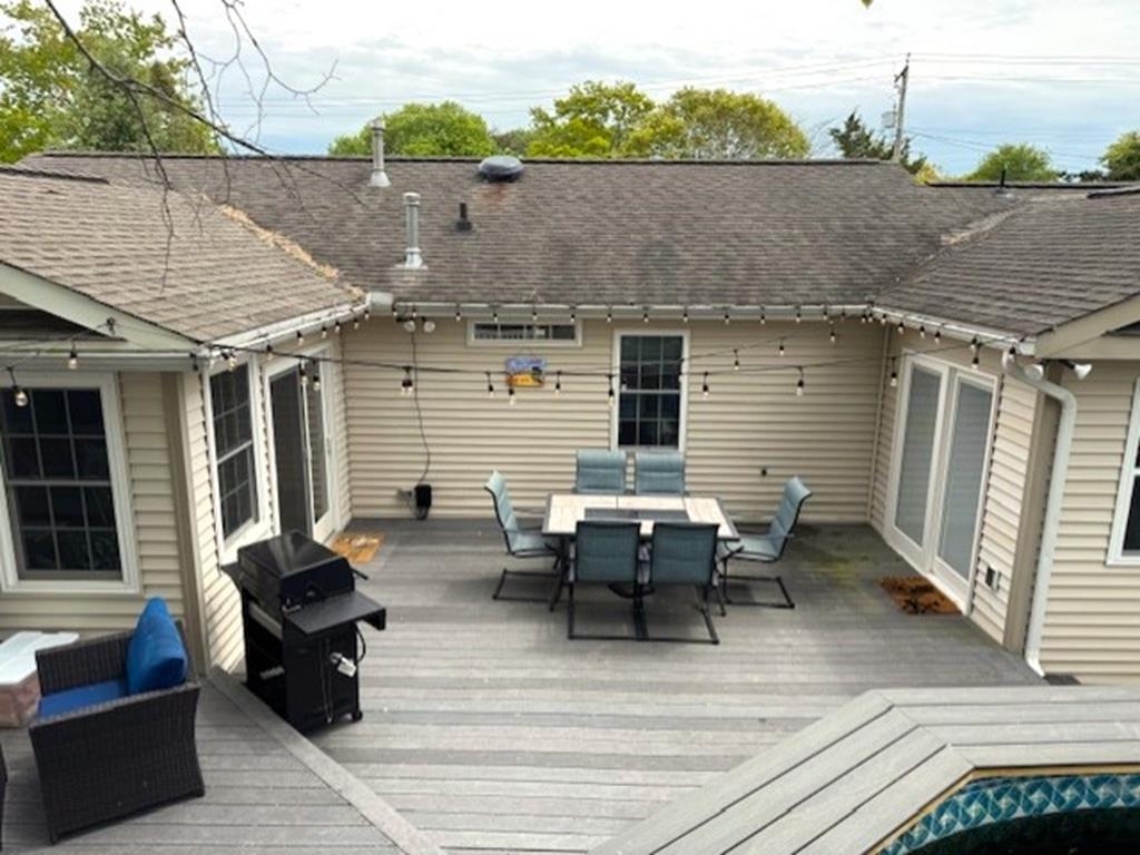 Coastal Retreat With A Pool! | Photo 27