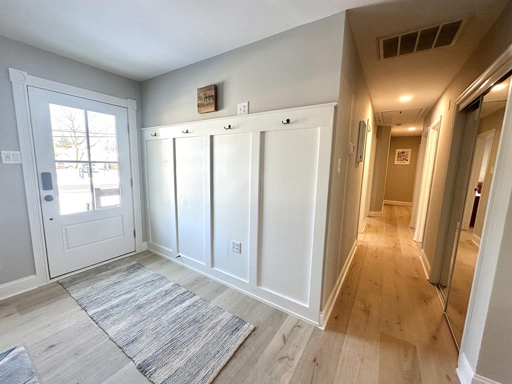 Coastal Retreat With A Pool! | Photo 5