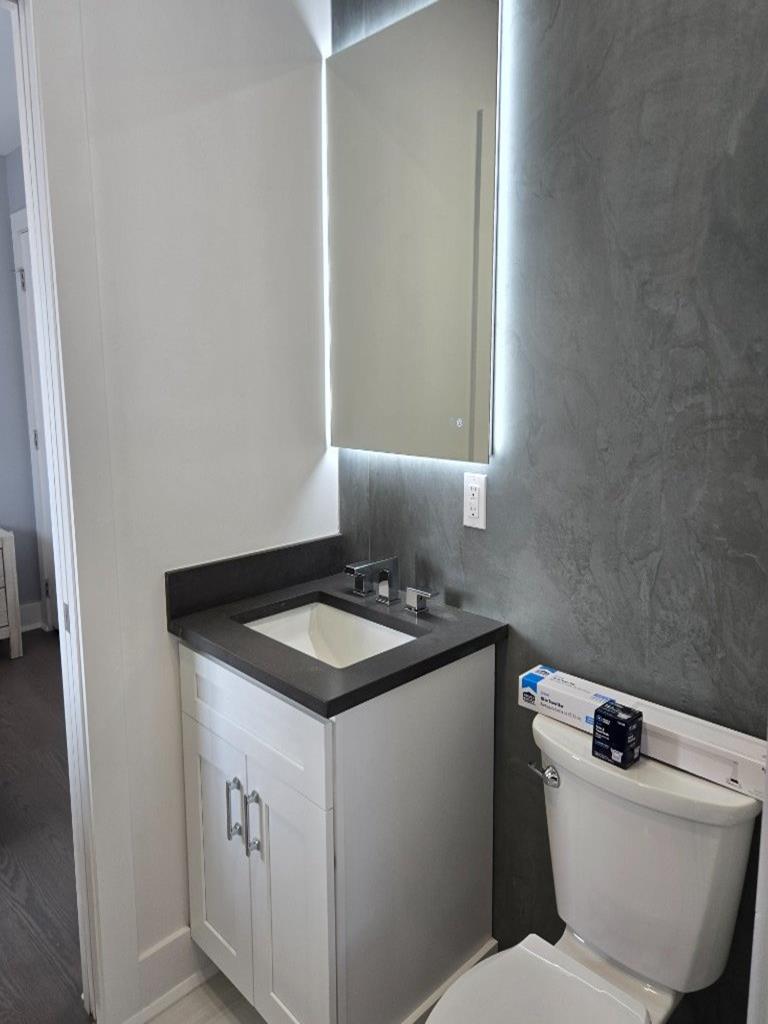 718 N. Long Beach Blvd., Surf City (Ocean Block)