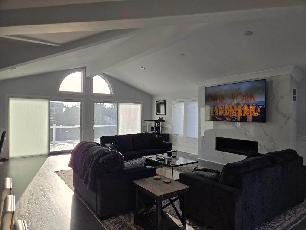 718 N. Long Beach Blvd., Surf City (Ocean Block)