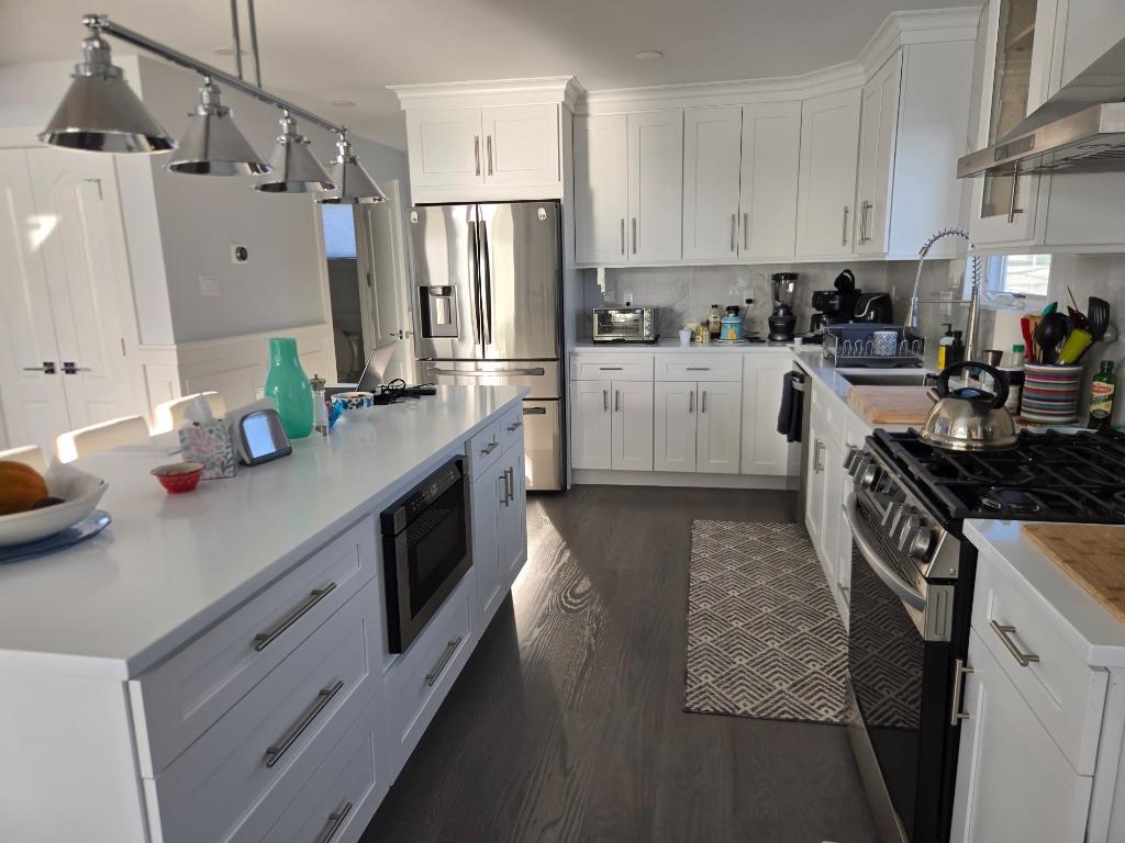 718 N. Long Beach Blvd., Surf City (Ocean Block)