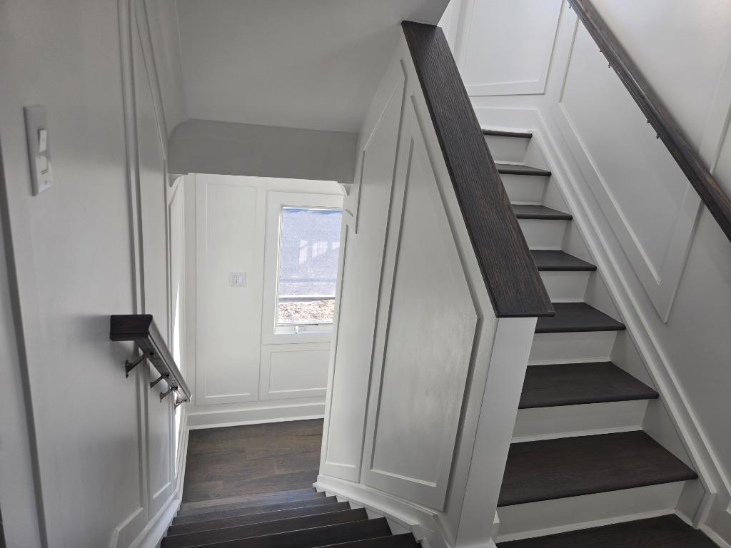 718 N. Long Beach Blvd., Surf City (Ocean Block)