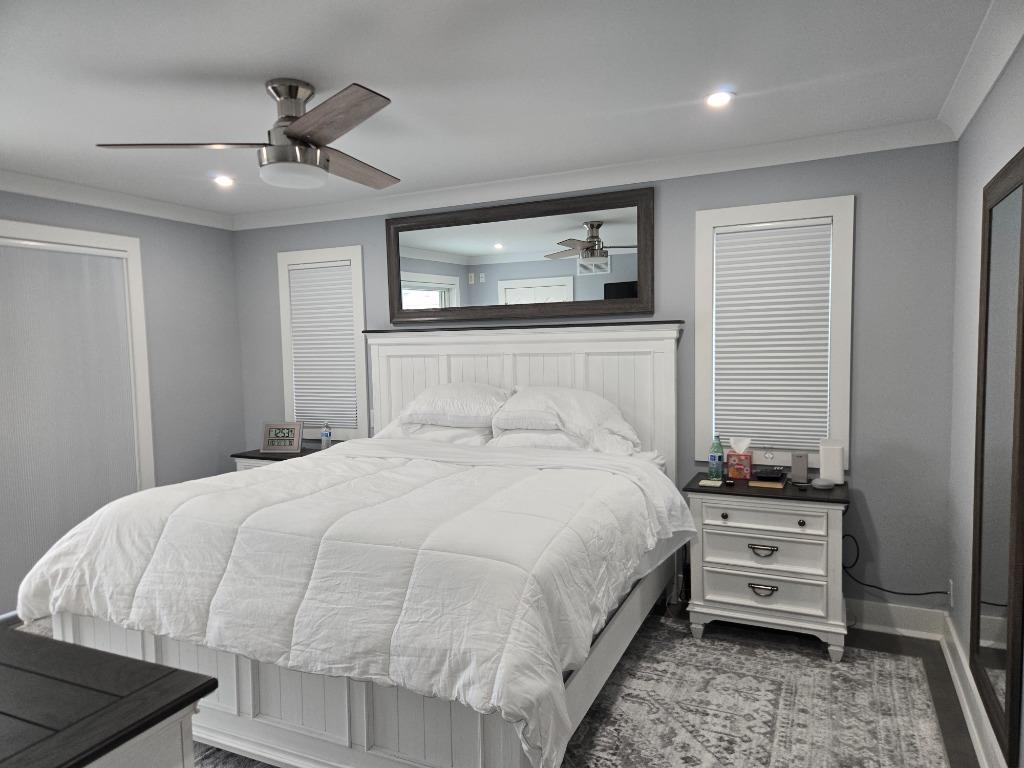 718 N. Long Beach Blvd., Surf City (Ocean Block)