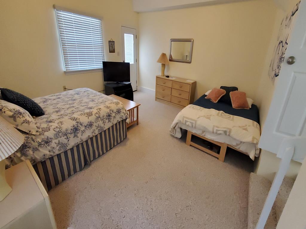 14 75th Street - Picture 