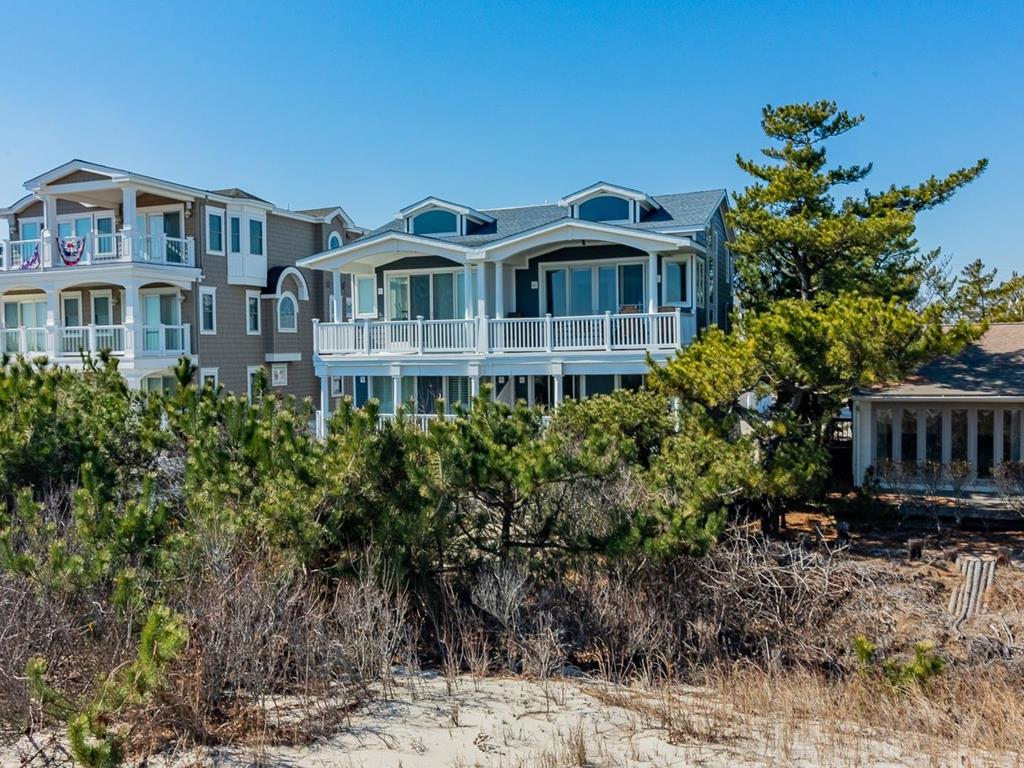 7305 Pleasure Avenue, Sea Isle City (Beach Front)