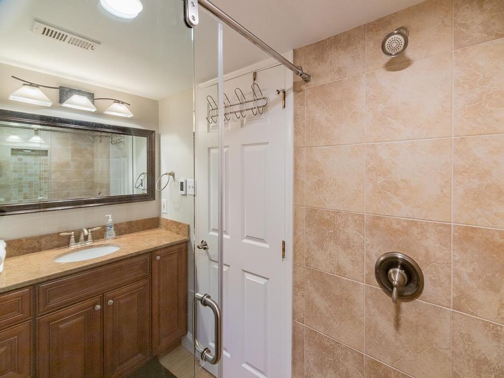 7305 Pleasure Avenue, Sea Isle City (Beach Front)
