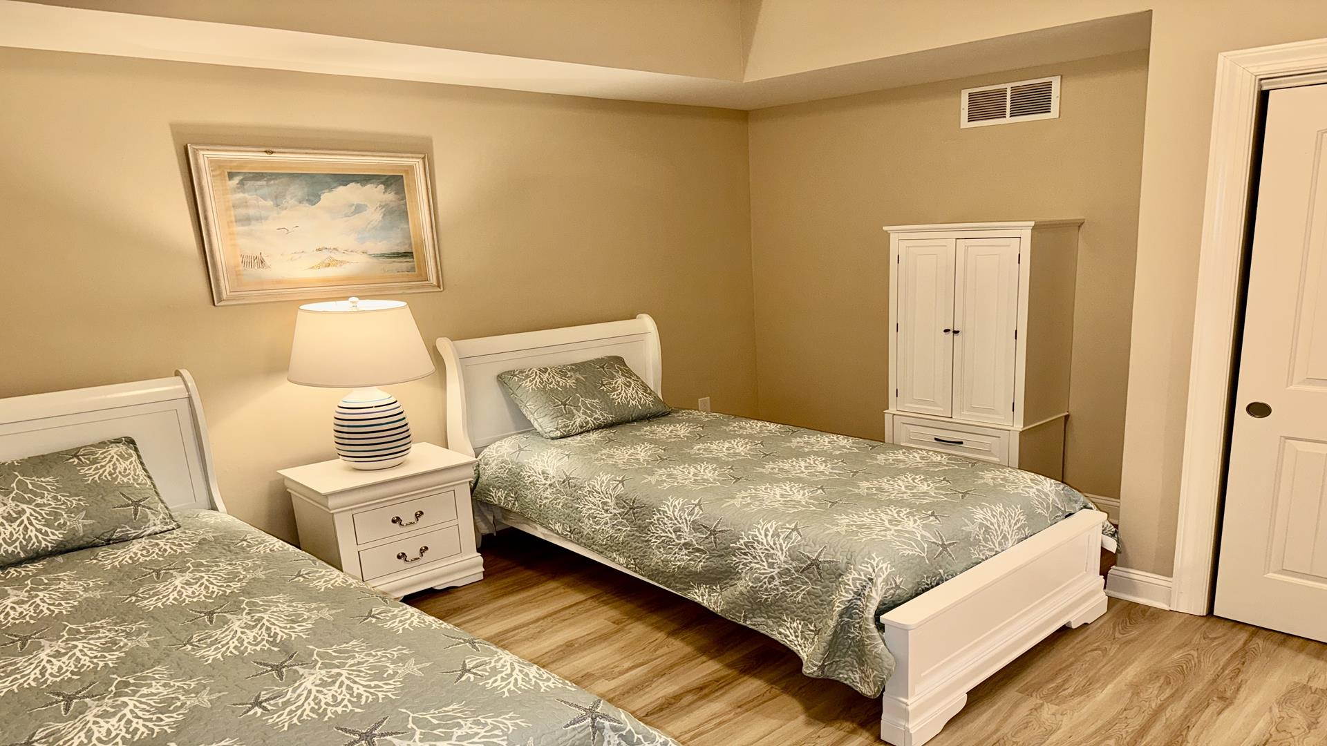 408 East Farragut Road-Unit 101, Wildwood Crest (Wildwood Crest Beach Block)