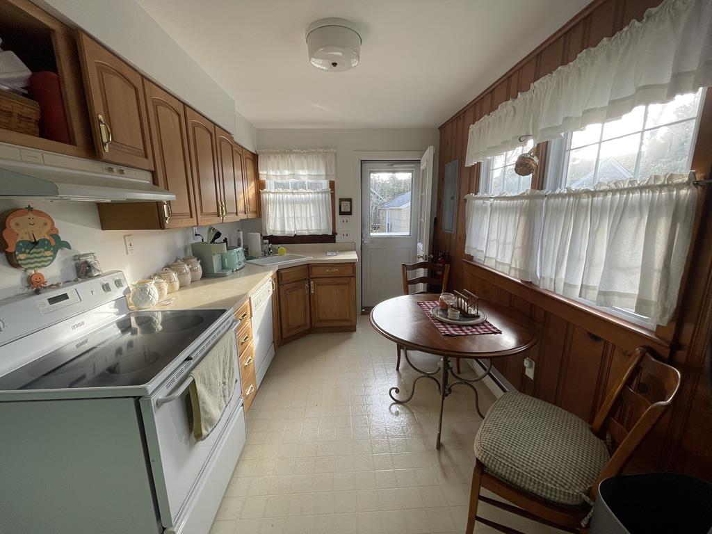 306 Princeton Avenue | Photo 13