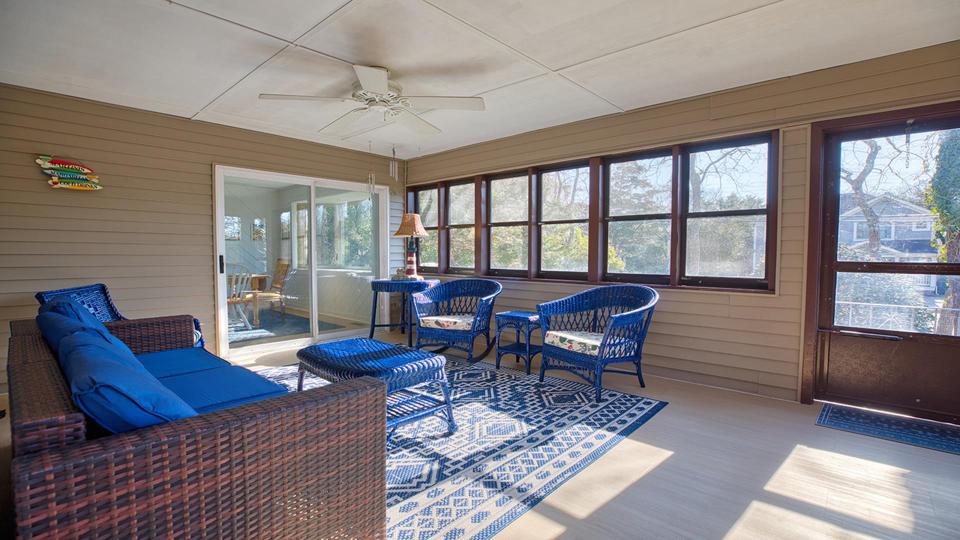 Sunshine Daydream Cottage