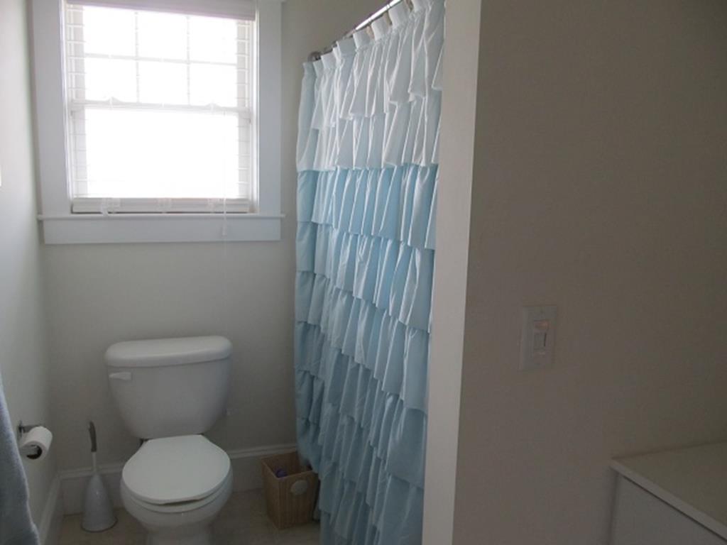 8814 Third Avenue, Stone Harbor (Mid-Island)