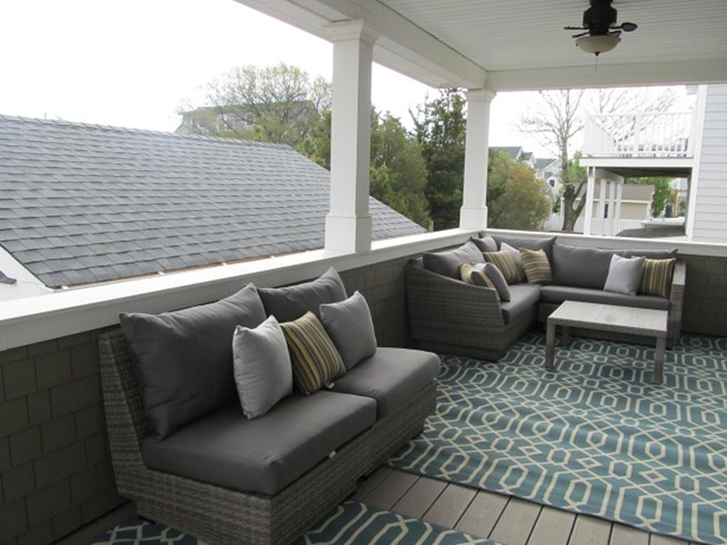 8814 Third Avenue, Stone Harbor (Mid-Island)