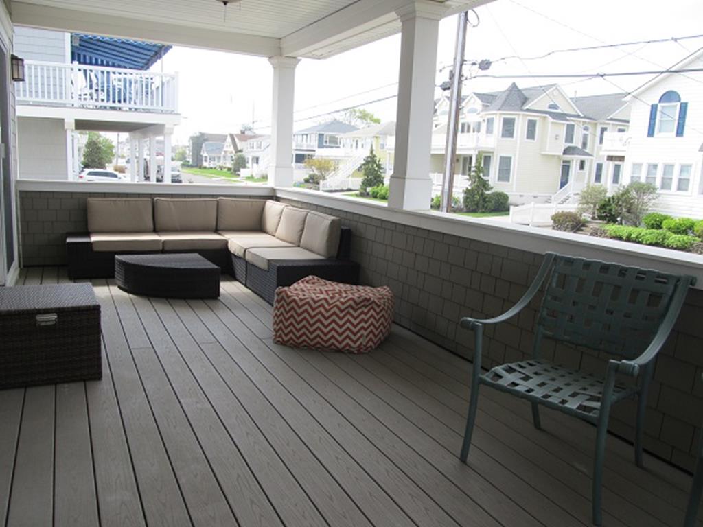 8814 Third Avenue, Stone Harbor (Mid-Island)
