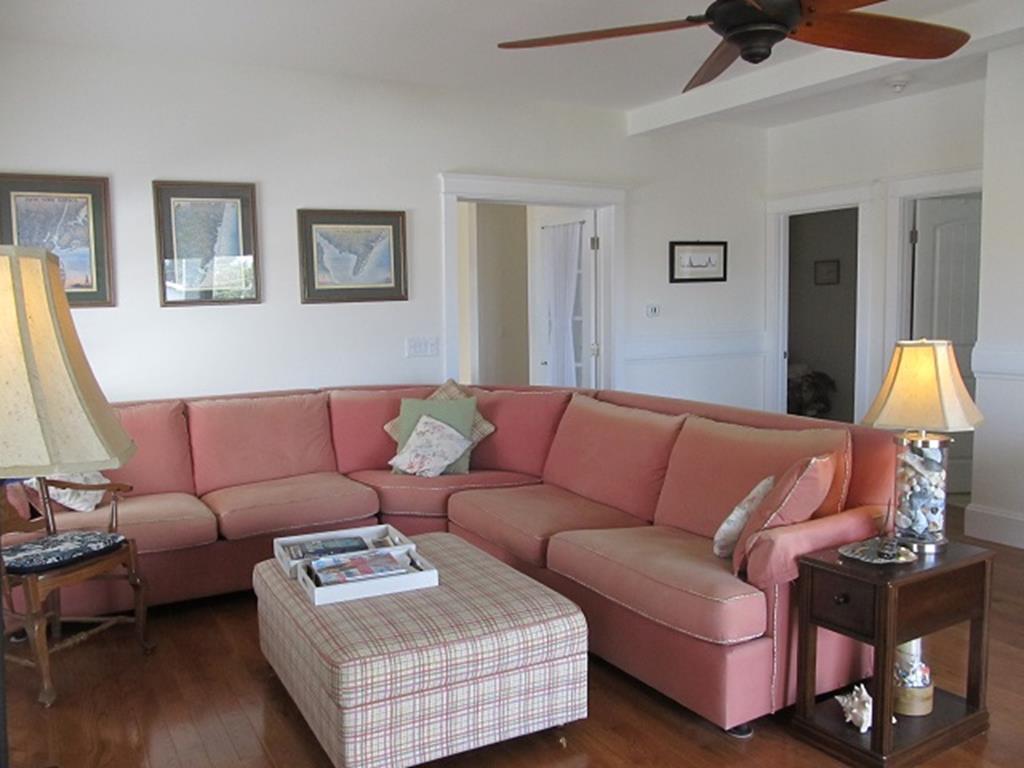 8814 Third Avenue, Stone Harbor (Mid-Island)