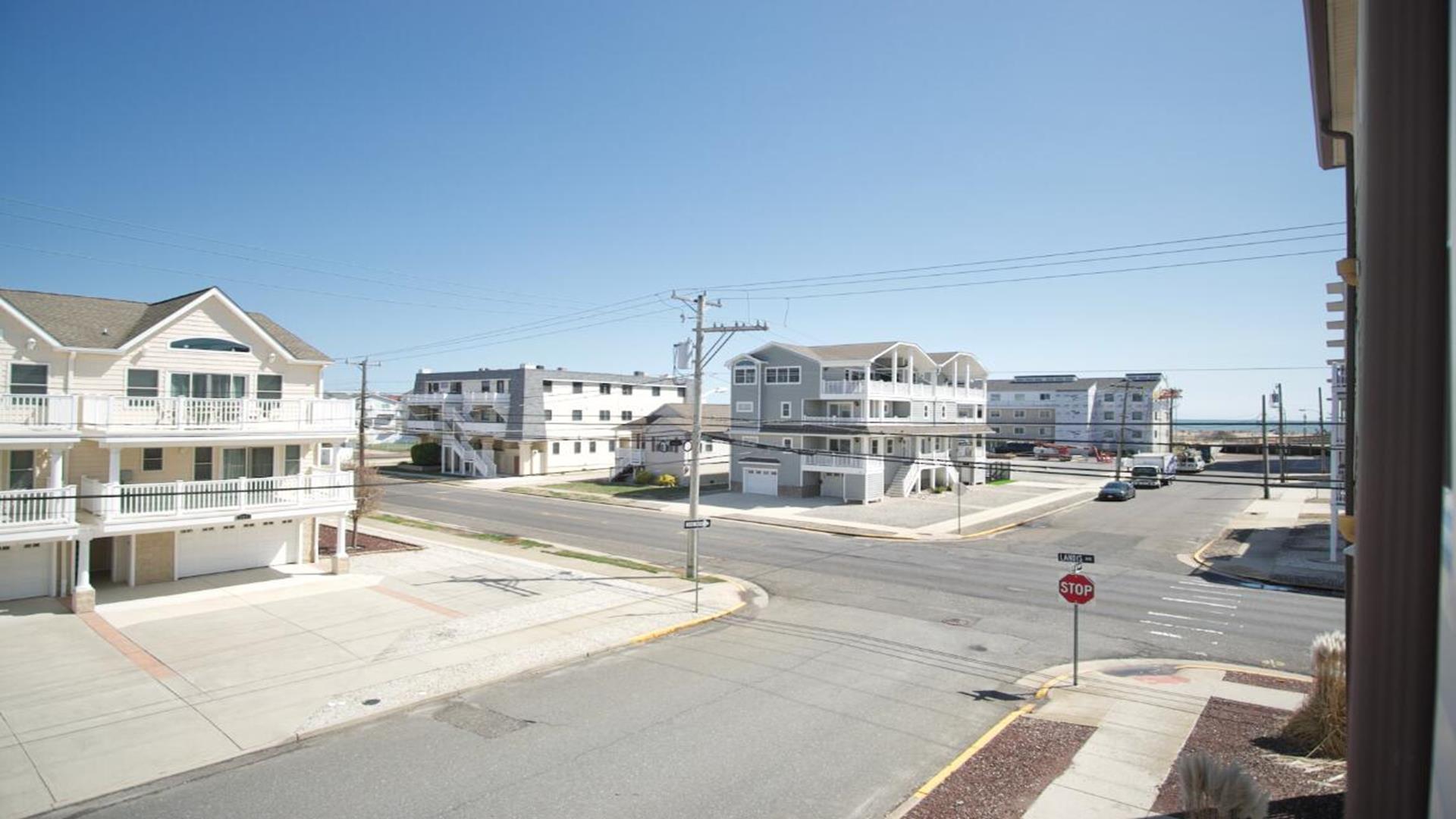 3502 Landis Avenue, Sea Isle City (Center)