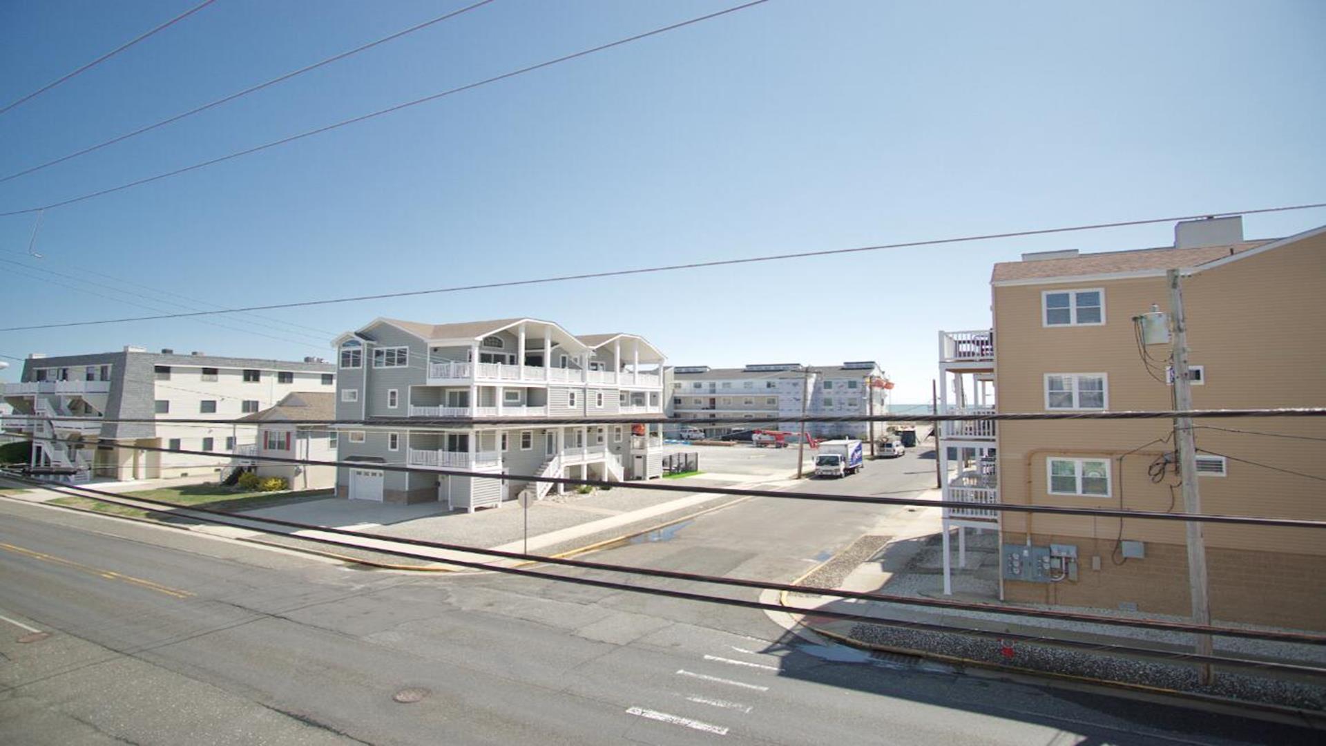 3502 Landis Avenue, Sea Isle City (Center)