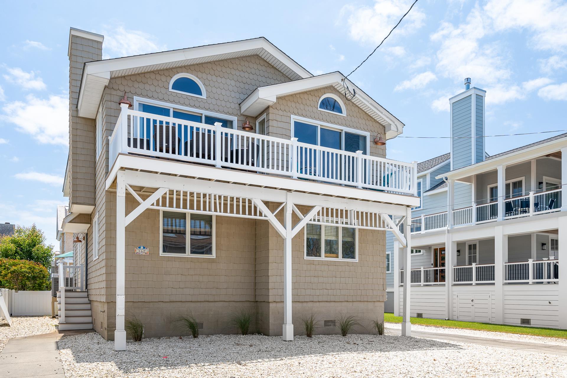 162 33rd Street, Avalon