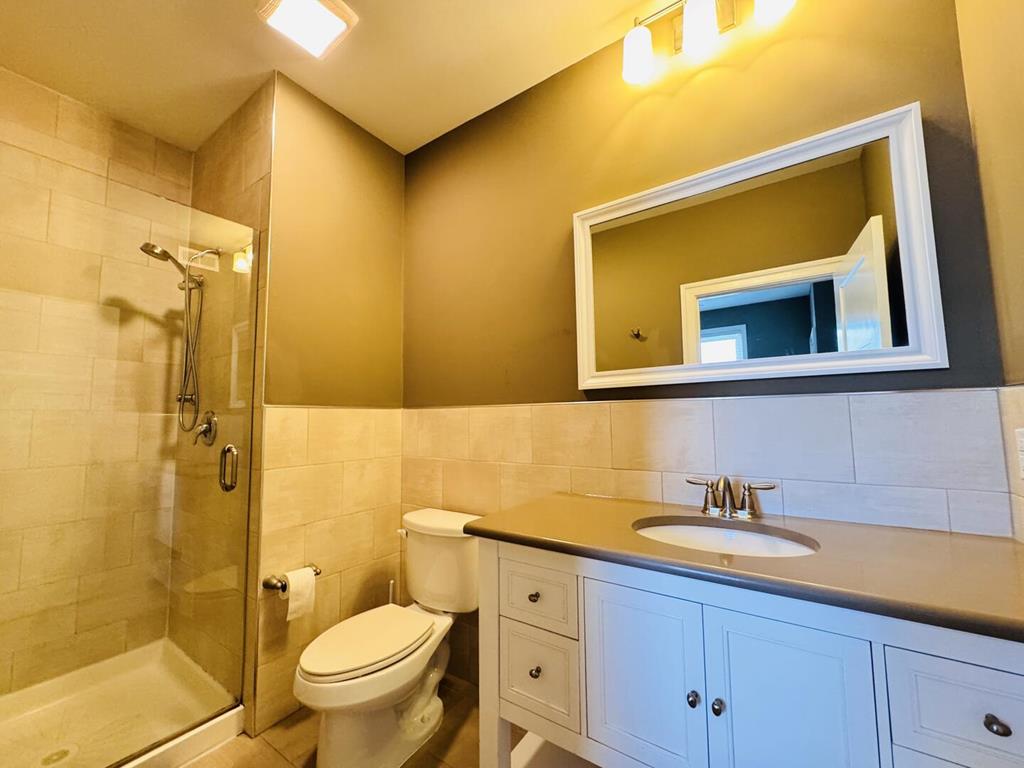 8600 Landis Avenue - Picture 