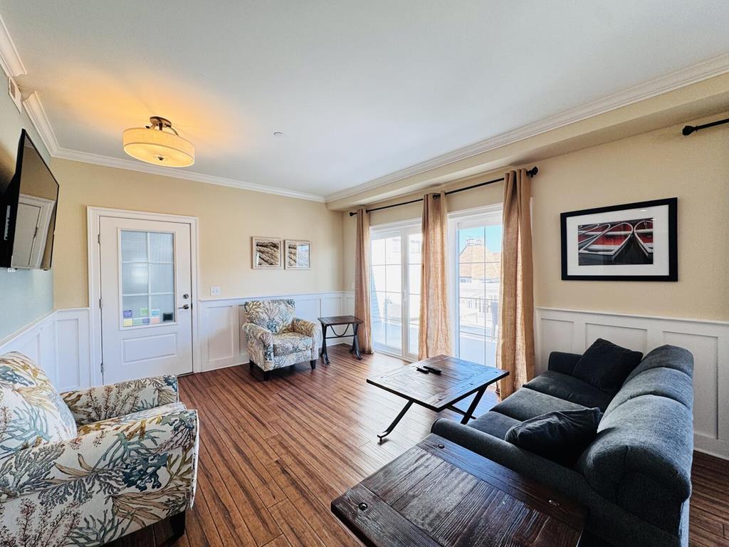 8600 Landis Avenue - Picture 