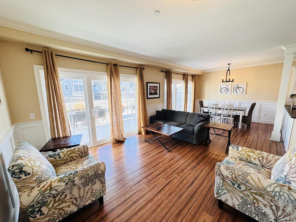 8600 Landis Avenue - Picture 