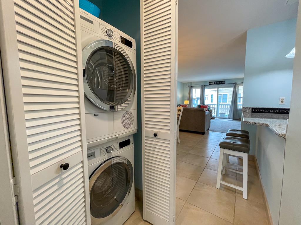 1520 Yacht Avenue Unit 102 | Photo 12