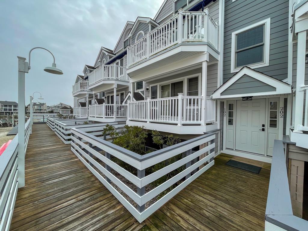 1520 Yacht Avenue Unit 102 | Photo 21