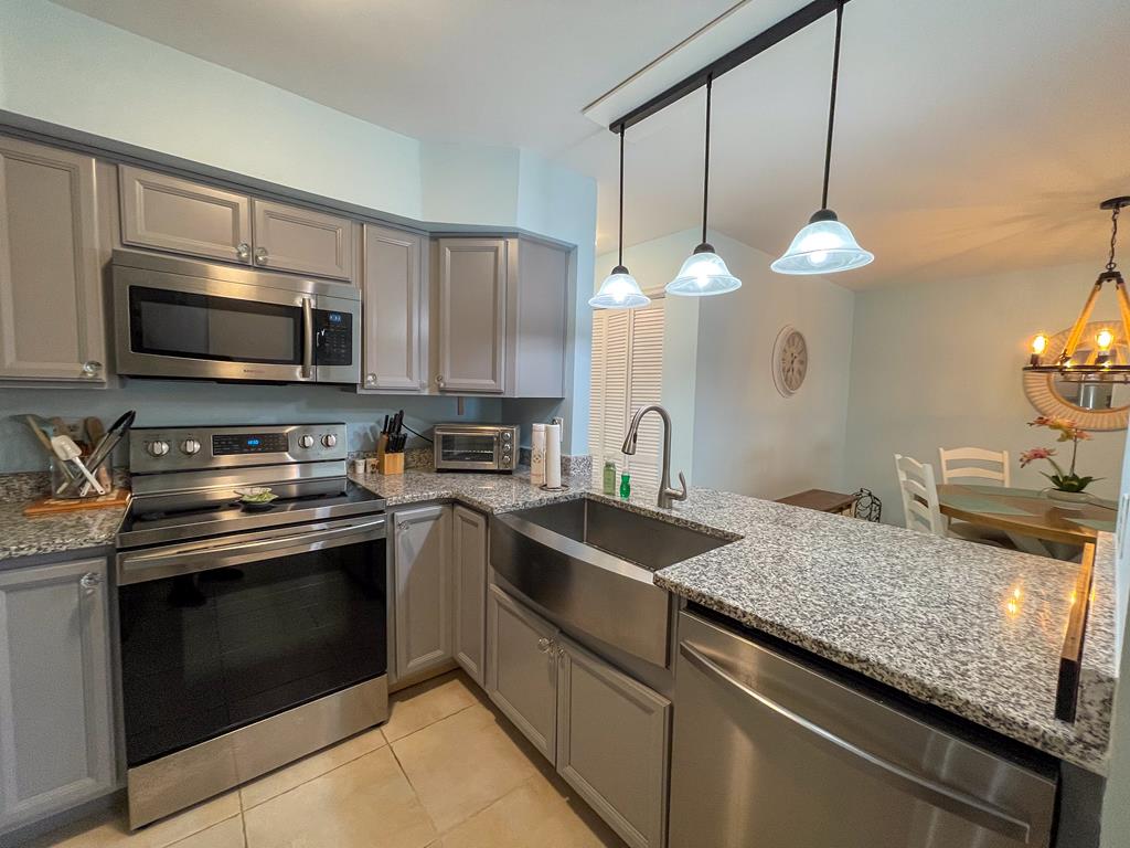 1520 Yacht Avenue Unit 102 | Photo 8