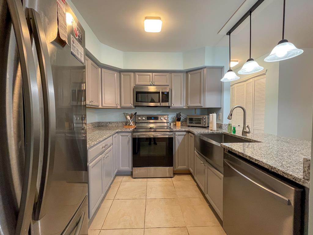 1520 Yacht Avenue Unit 102 | Photo 9