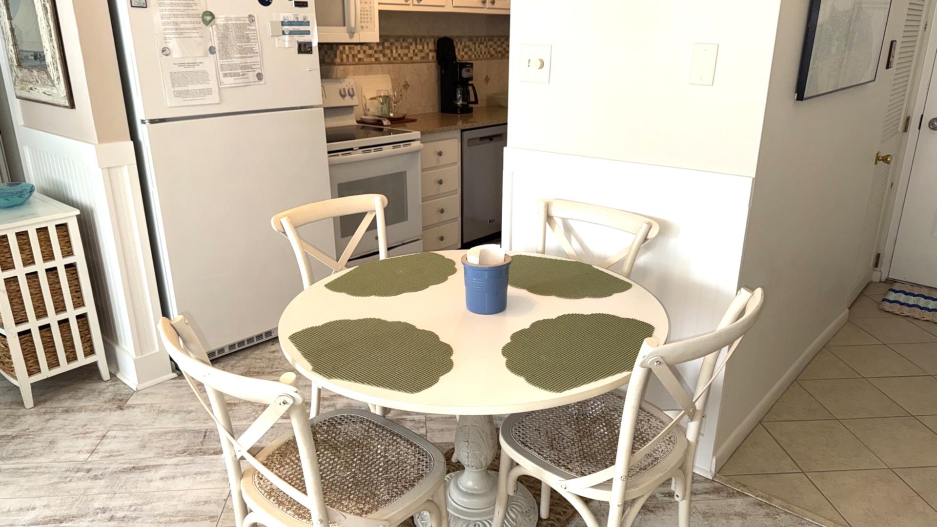 351 96th St, Stone Harbor (Mid-Island)