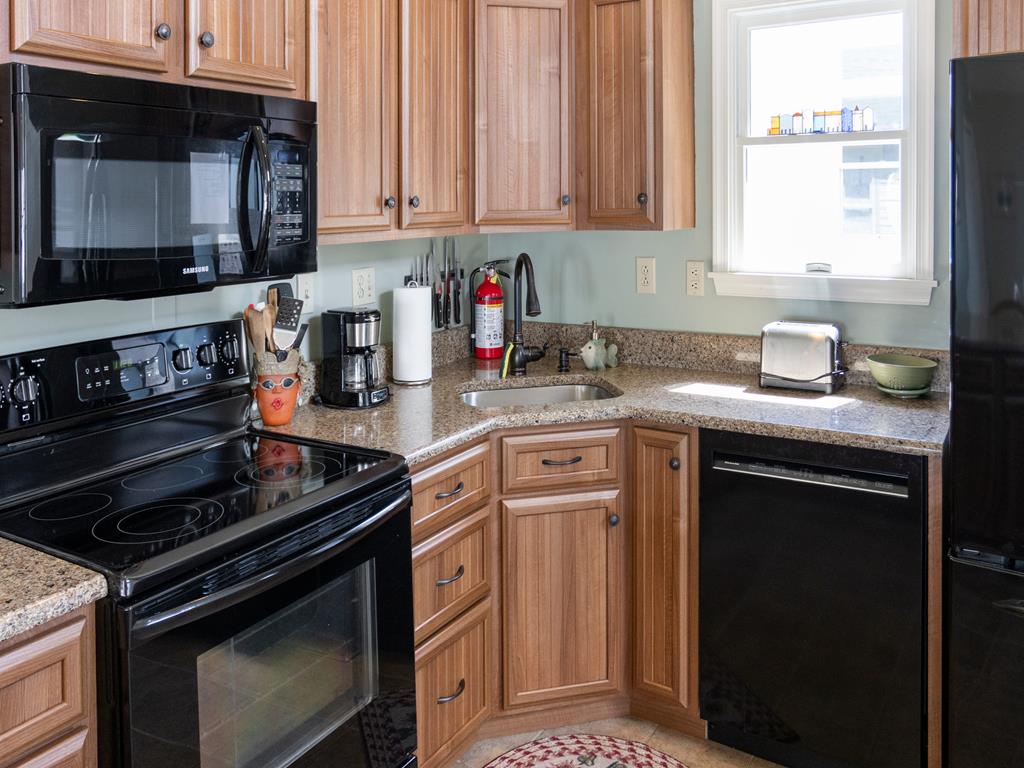 37 Lincoln | Photo 8