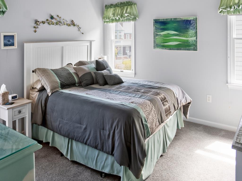 37 Lincoln | Photo 10