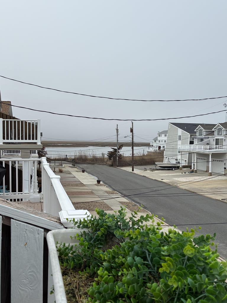 210 81st Street - Picture 