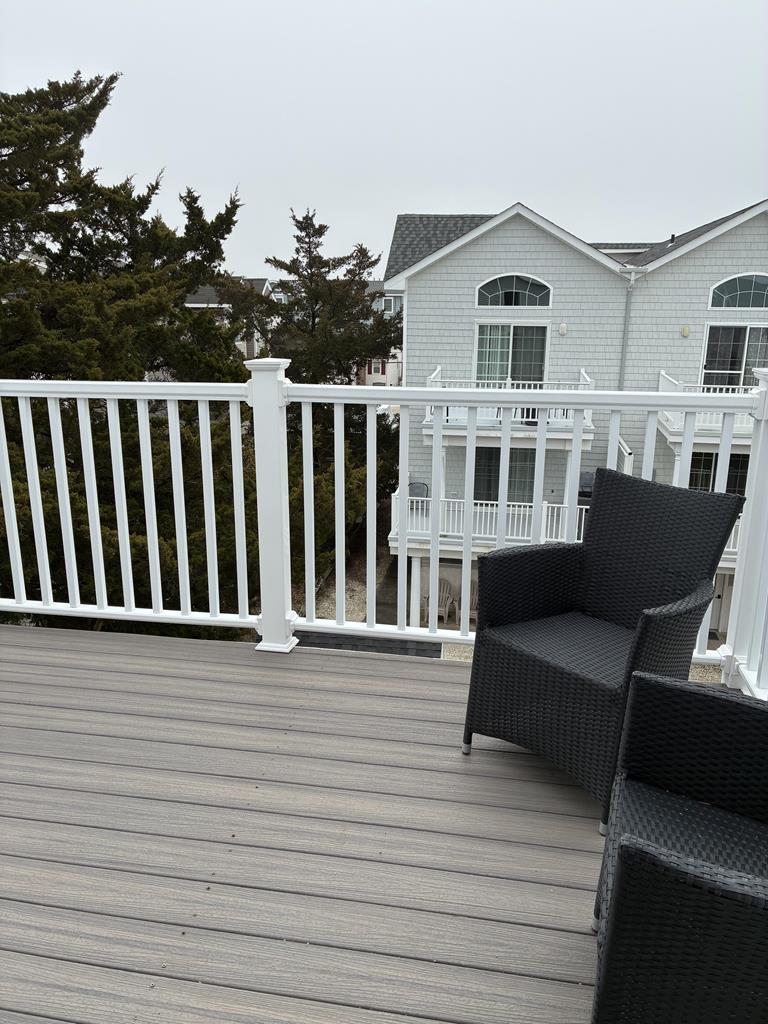 210 81st Street - Picture 