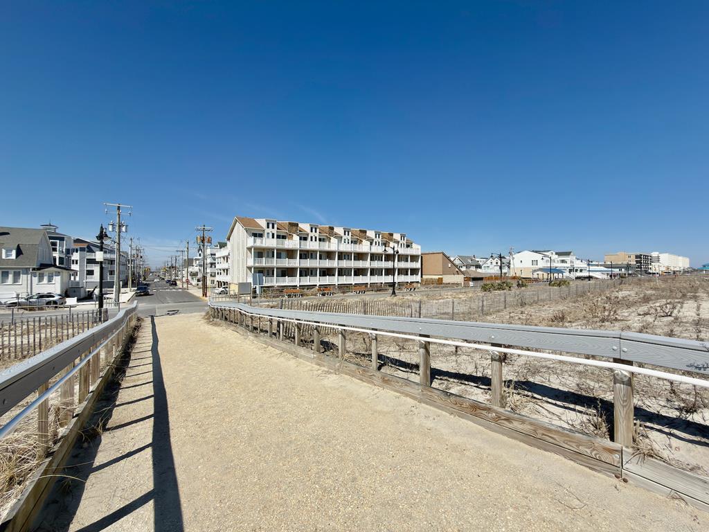 4400 Beach, Sea Isle City (Beach Front)
