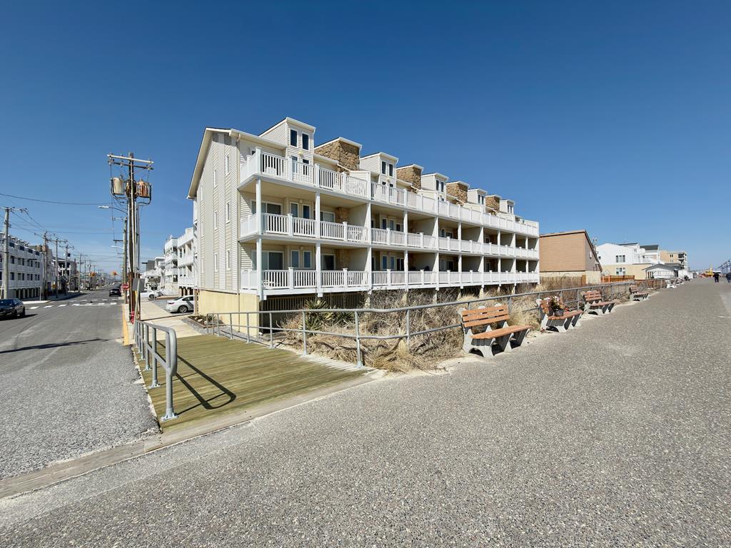 4400 Beach, Sea Isle City (Beach Front)
