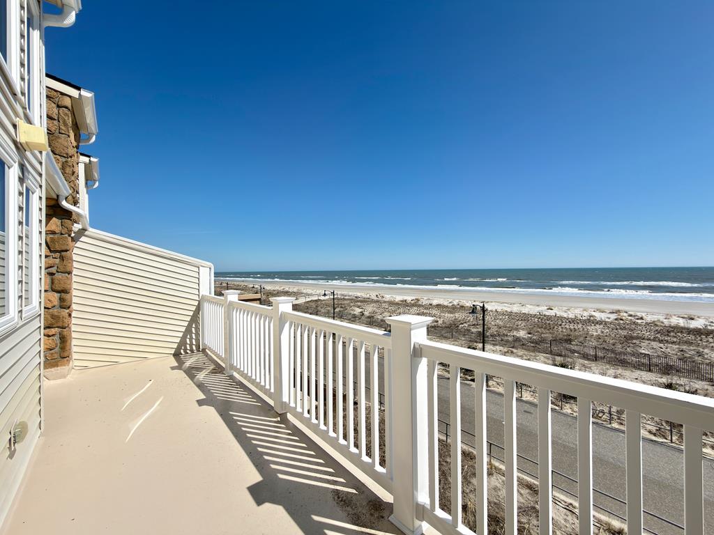 4400 Beach, Sea Isle City (Beach Front)