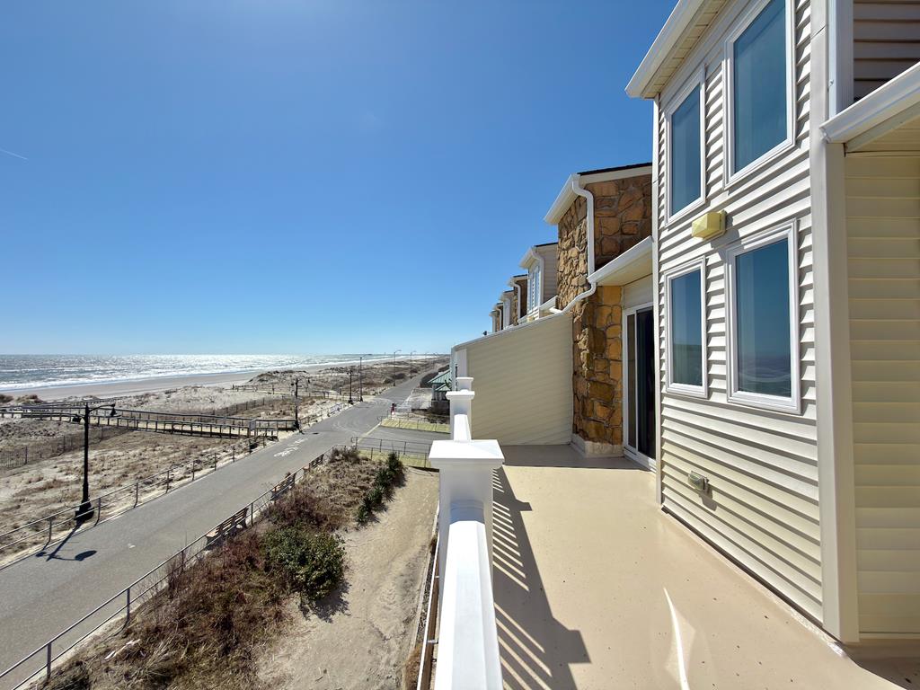 4400 Beach, Sea Isle City (Beach Front)