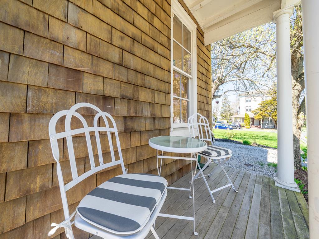 418 Elmira Street | Photo 4