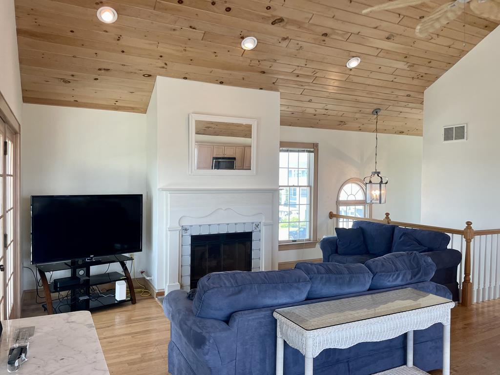 18 East Winthrop Avenue, Strathmere (Point)