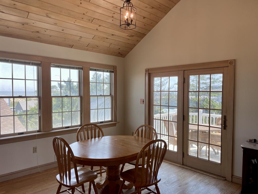 18 East Winthrop Avenue, Strathmere (Point)