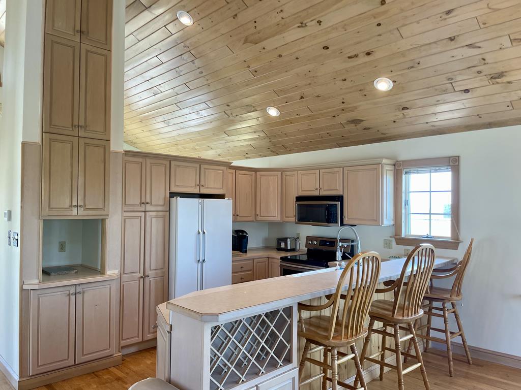 18 East Winthrop Avenue, Strathmere (Point)