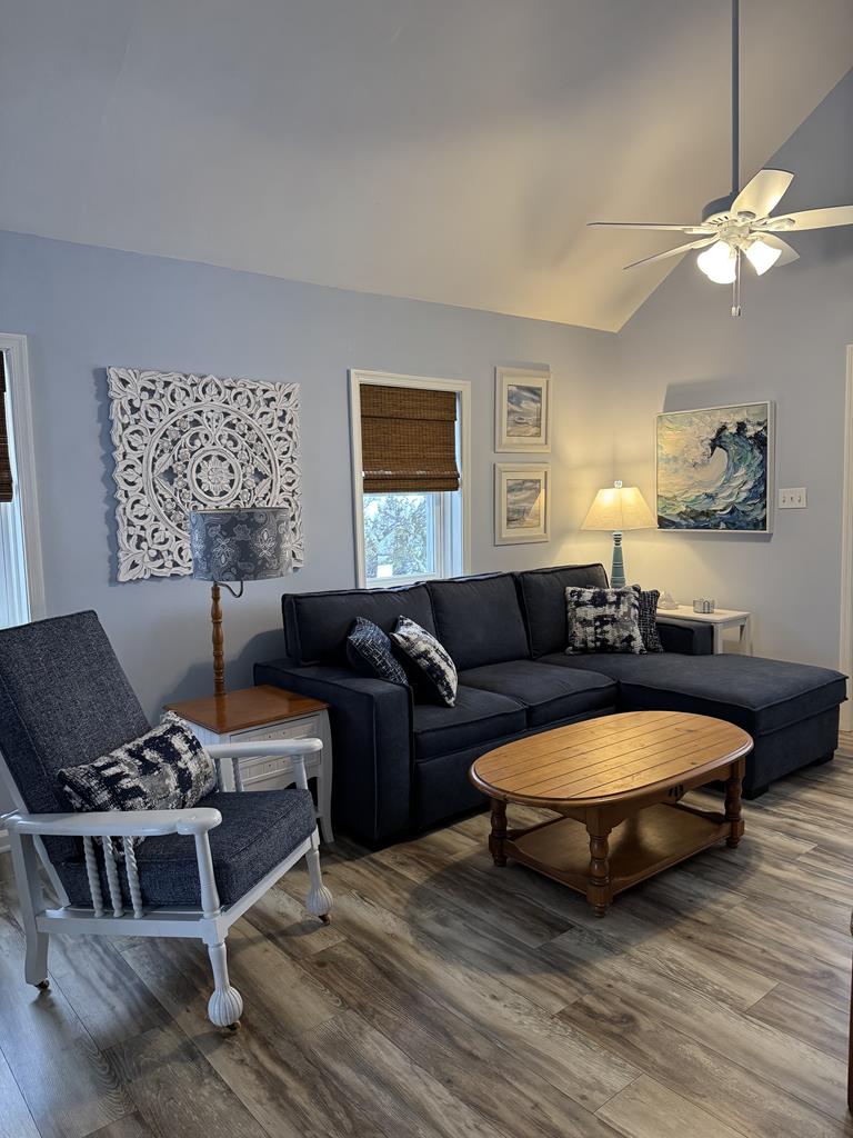 406 Fourth Ave | Photo 13