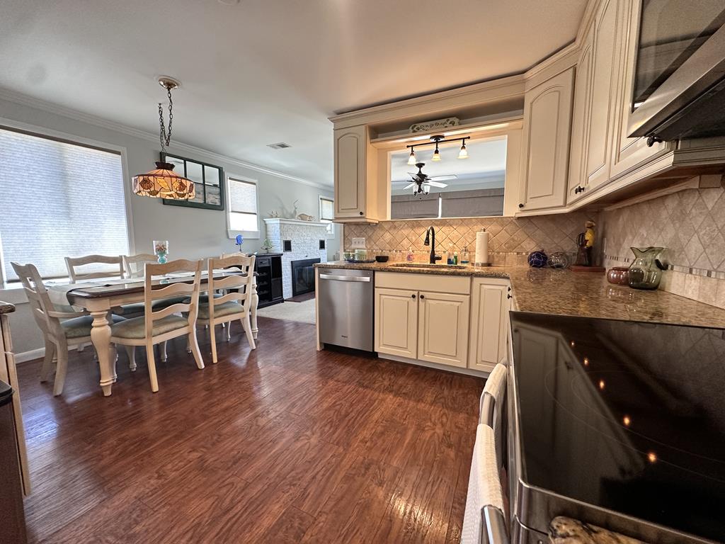 12611 Long Beach Blvd, The Dunes (Ocean Side)