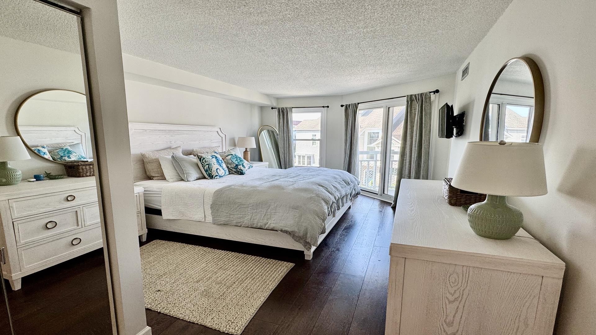 9905 Seapointe Blvd., Diamond Beach (Diamond Beach Beach Side)