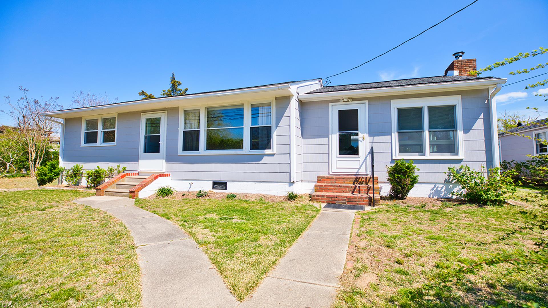 603 Pearl by the Sea