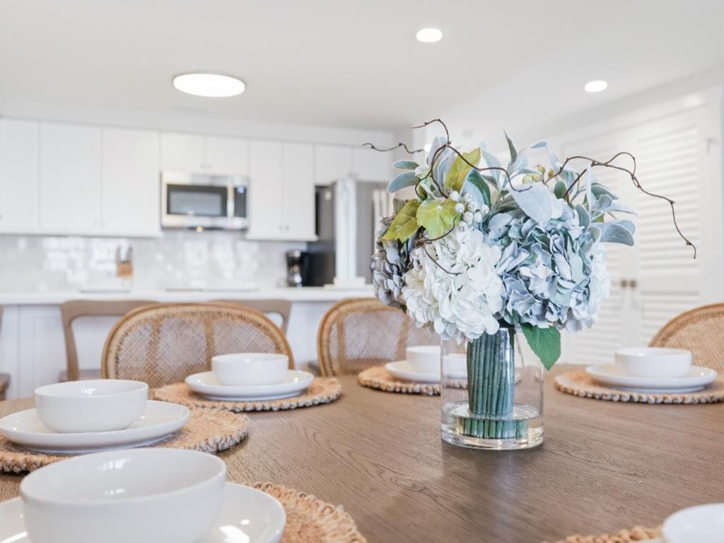 1100 N Bay Avenue, Beach Haven (Bay Front)